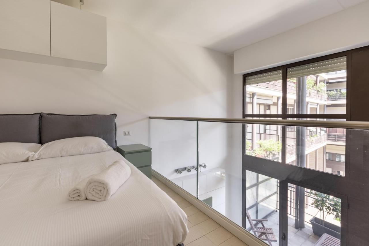 Elegant Loft With Balcony! Milão Exterior foto